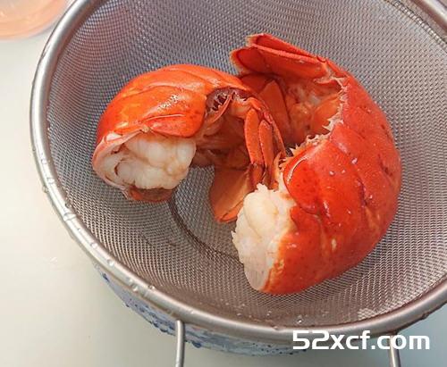 流水席龙虾沙拉的做法