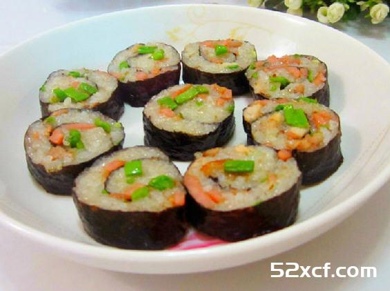 糯饭腊肉海苔卷的做法