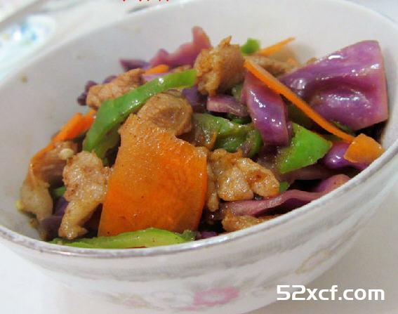 包菜红萝卜炒肉的做法