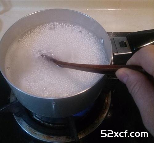 椰香牛奶西米露的做法