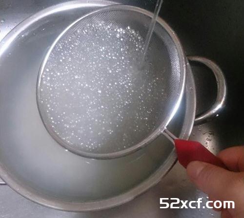 椰香牛奶西米露的做法