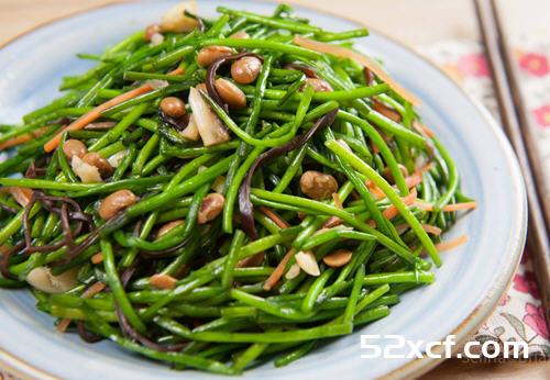 黄豆酱炒野莲的做法