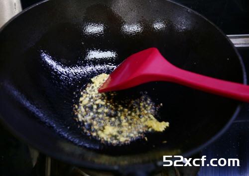 香椿炒豆干的做法