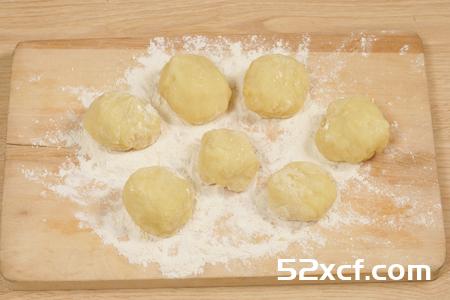 杏仁奶黄冰皮月饼的做法图文讲解