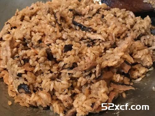 台湾香菇肉丝油饭的