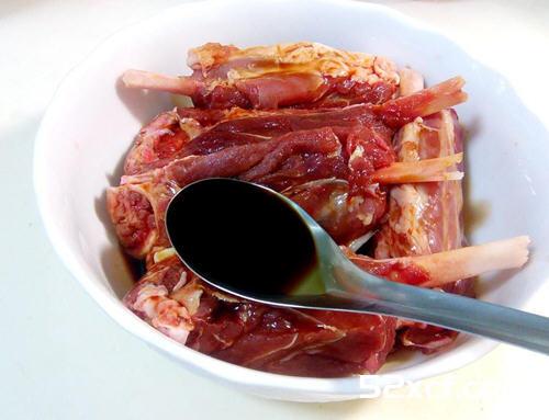 红烧猪棒棒腿的做法