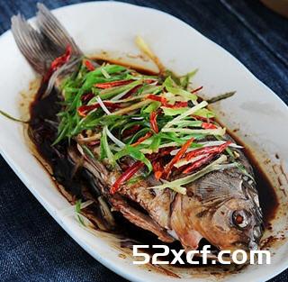 花椒蒸鲫鱼的家常做法