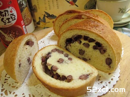 红豆面包的做法