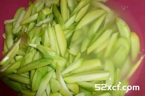 冰脆青芒果的做法