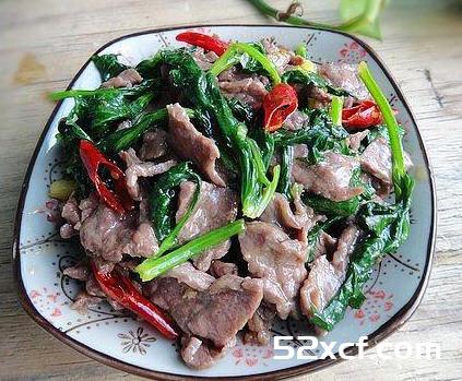 芹叶炒牛肉的做法
