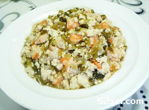 咸菜虾肉炒豆腐的做法
