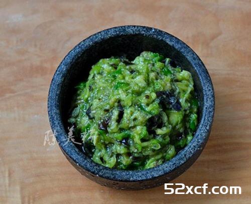 擂椒茄子泥的家常做法