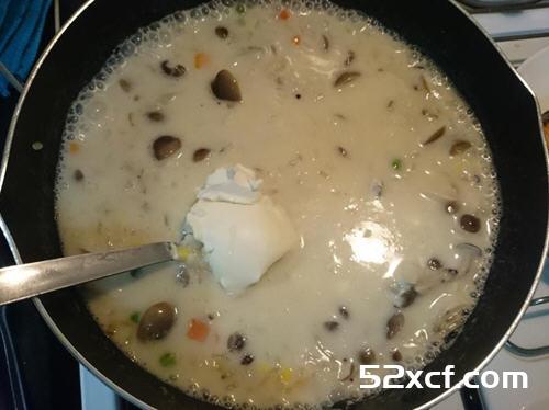 奶油鲑鱼炖饭的做法