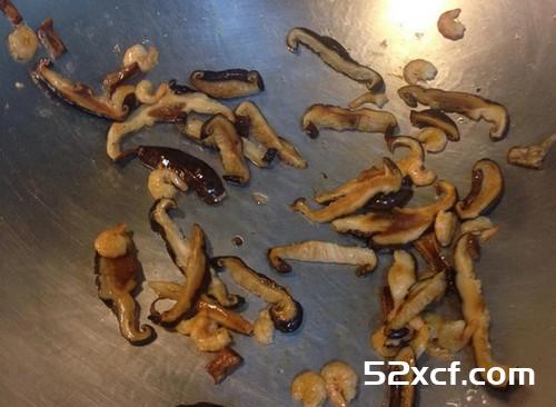 猪皮白菜卤的做法