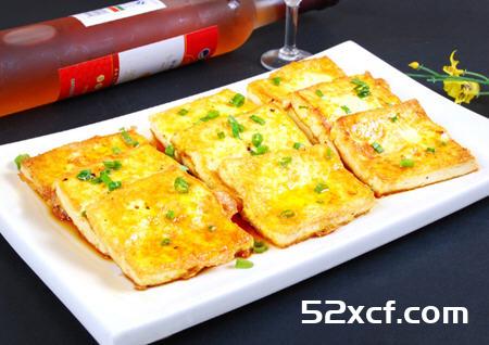 如何煎豆腐不碎？在家怎样煎豆腐不粘锅不碎的技巧