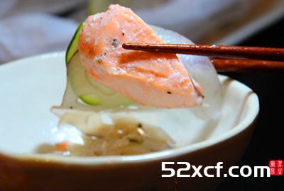 不放一滴油原滋原味三文鱼新吃法