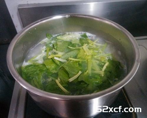 菠菜瘦肉粥的做法