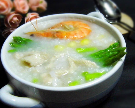 芦笋滑鸡粥的做法