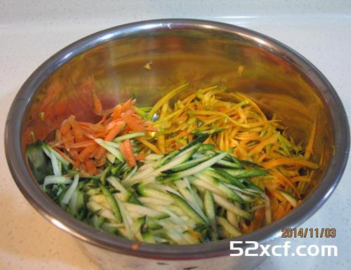 金夏南瓜煎饼的做法