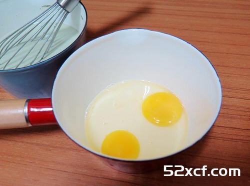 抹茶红豆布丁的做法