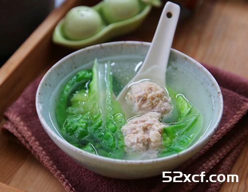 翡翠肉丸汤的简单做法