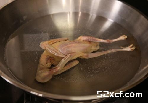 山药鸽子汤的做法