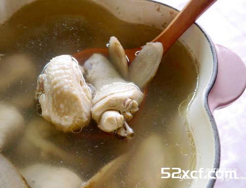 清炖牛蒡鸡汤的做法