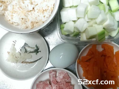 宝宝丝瓜滑蛋粥的做法