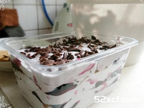 蓝莓巧克力豆冰盒蛋糕的做法