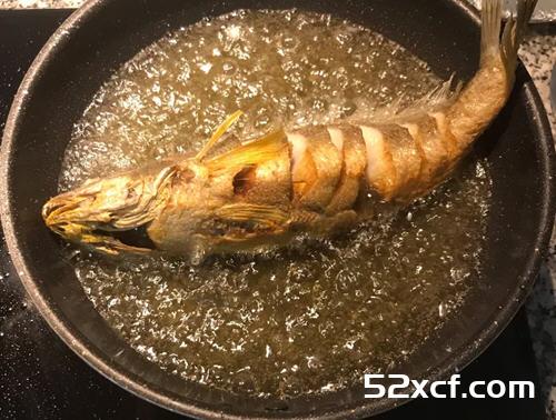 糖醋三牙鱼的做法
