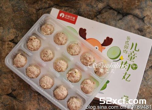 海鲜菇肉丸汤的做法