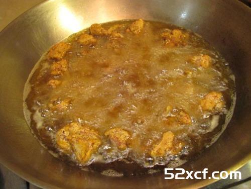 咖喱排骨酥的做法