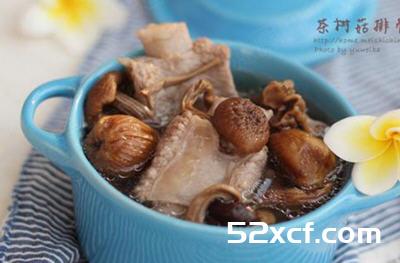 茶树菇排骨汤的做法