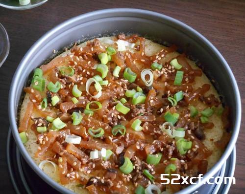 葱香白玉水蒸咸蛋糕的做法