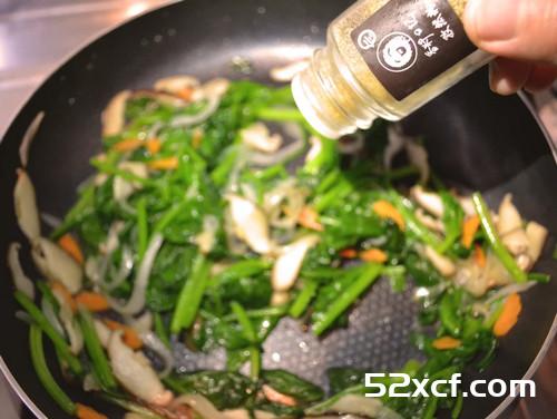 黯香孜然菠菜的做法
