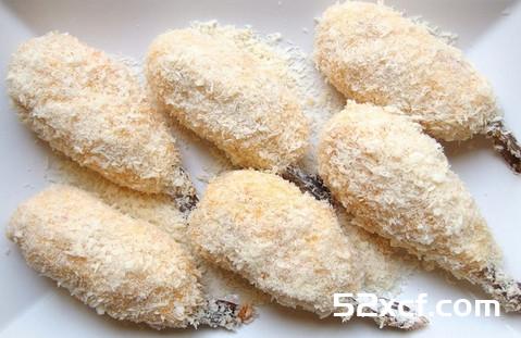 炸虾可乐饼的做法