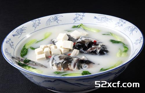 鱼头汤要煮多久？鱼头汤多长时间会煮白