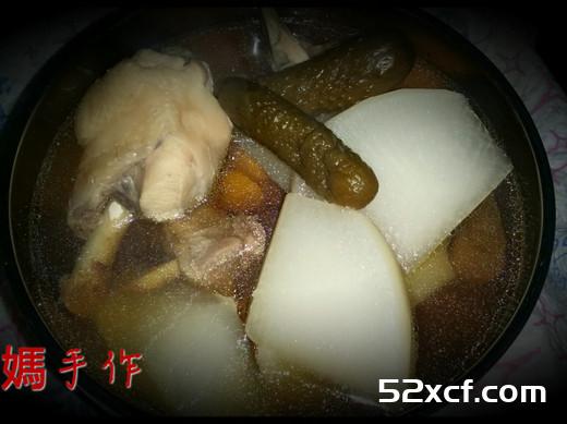条瓜萝卜鸡汤的做法
