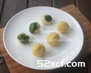 抹茶绿豆冰皮月饼的做法