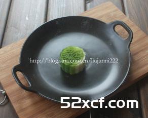 抹茶绿豆冰皮月饼的做法