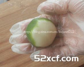 抹茶绿豆冰皮月饼的做法