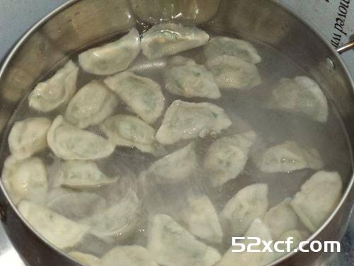 韭菜猪肉三鲜馅饺子的做法