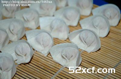 两种元宝水饺的包法图解