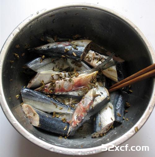 孜然秋刀鱼块烤箱