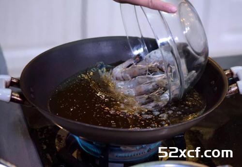 台湾啤酒三杯虾的做法