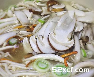 滋补菌菇汤做法