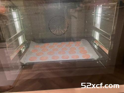 自制马卡龙草莓味夹心饼干的做法