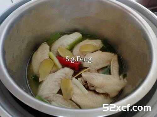 葱油鸡翅拌小黄瓜电锅版