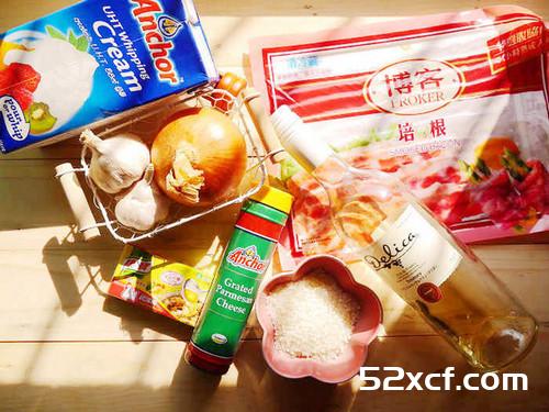 培根奶油炖饭的做法