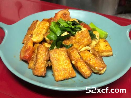 小葱煎豆腐的家常做法